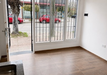 PH DE 1 AMB - A LA CALLE - EN PLANTA BAJA - APTO PROFESIONAL O VIVIENDA -
